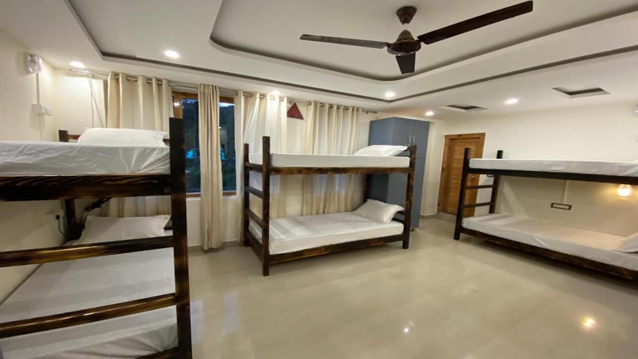 نزل دارامشالافي Madpackers Mcleodganj المظهر الخارجي الصورة
